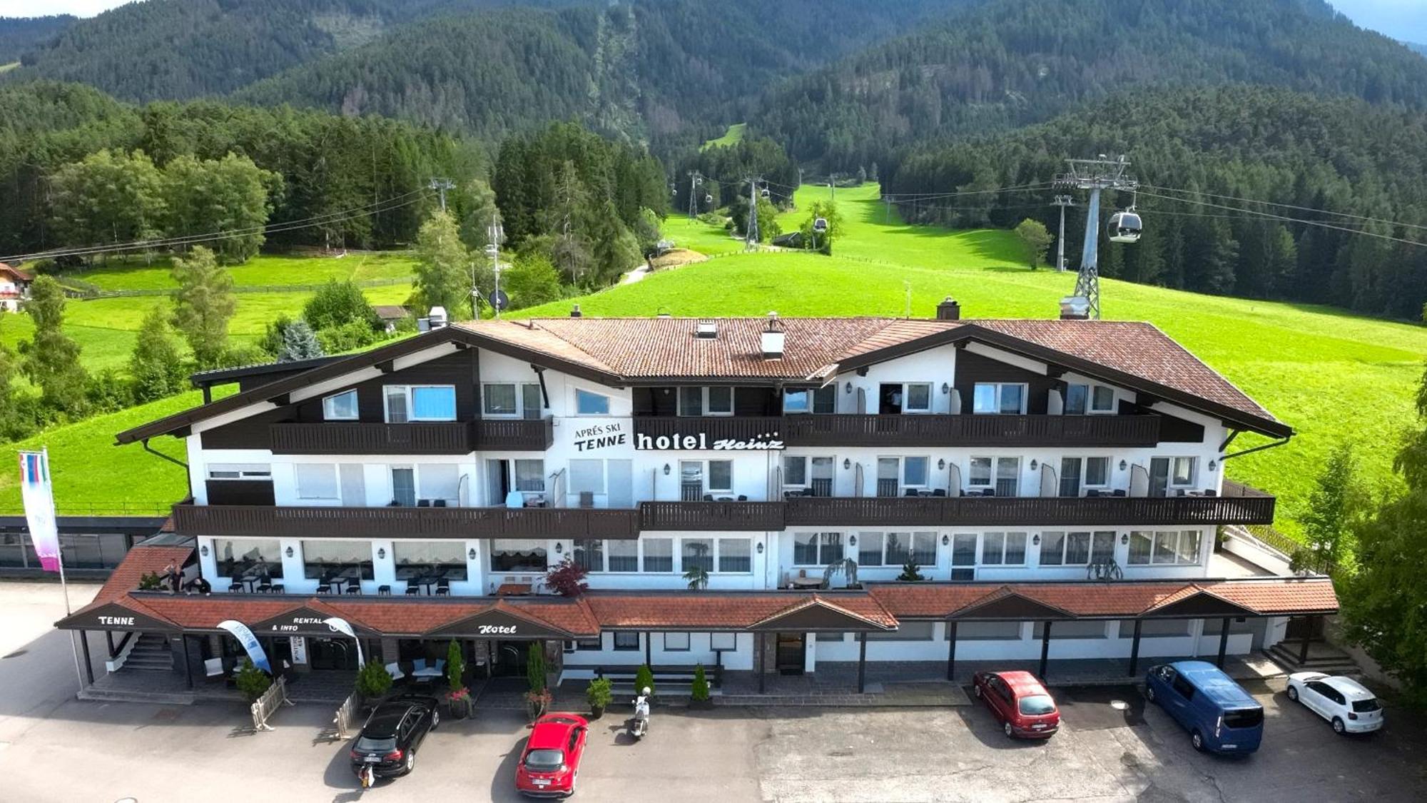 Hotel Heinz Brunico Exterior photo